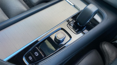 Volvo XC90 2.0 B5D [235] Plus Dark 5dr AWD Geartronic Diesel Estate